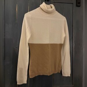 Vintage 00’s Garnet Hill Cream and Tan Turtleneck Sweater sz XS